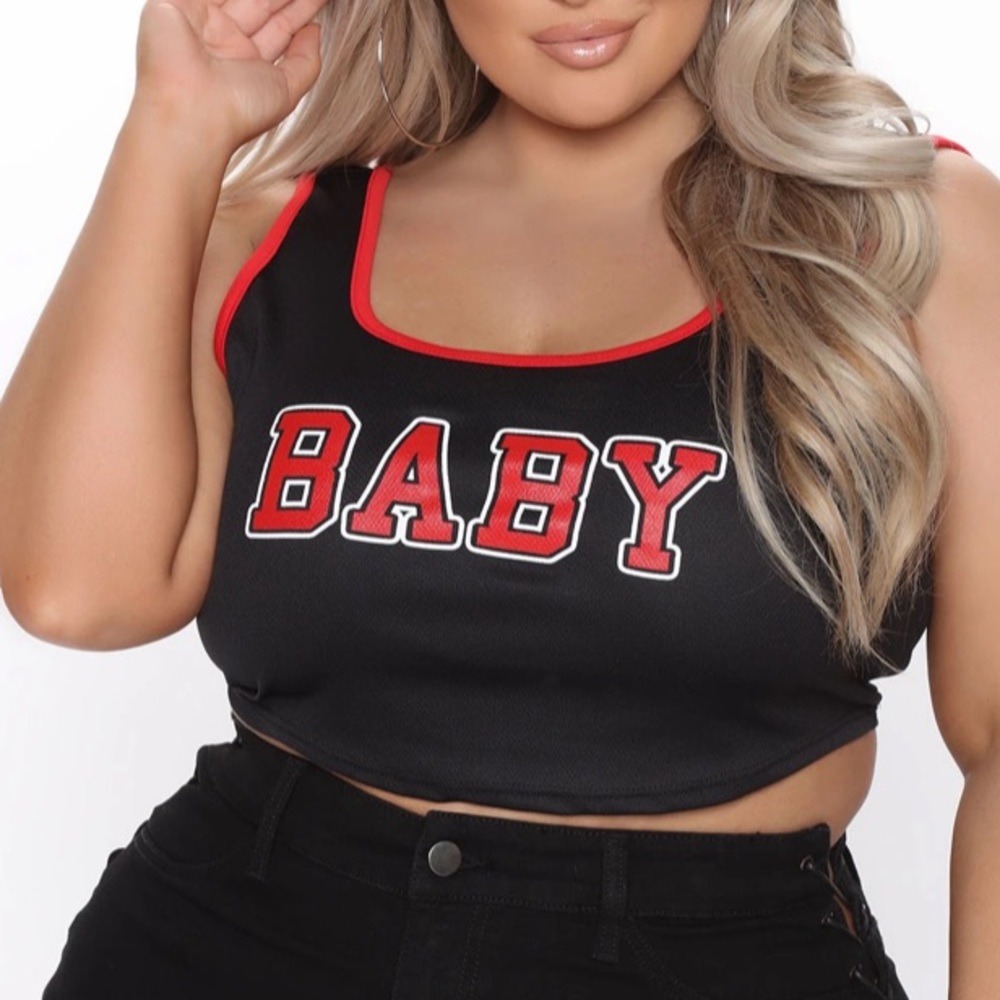Fashion Nova 1X Baby Crop Top